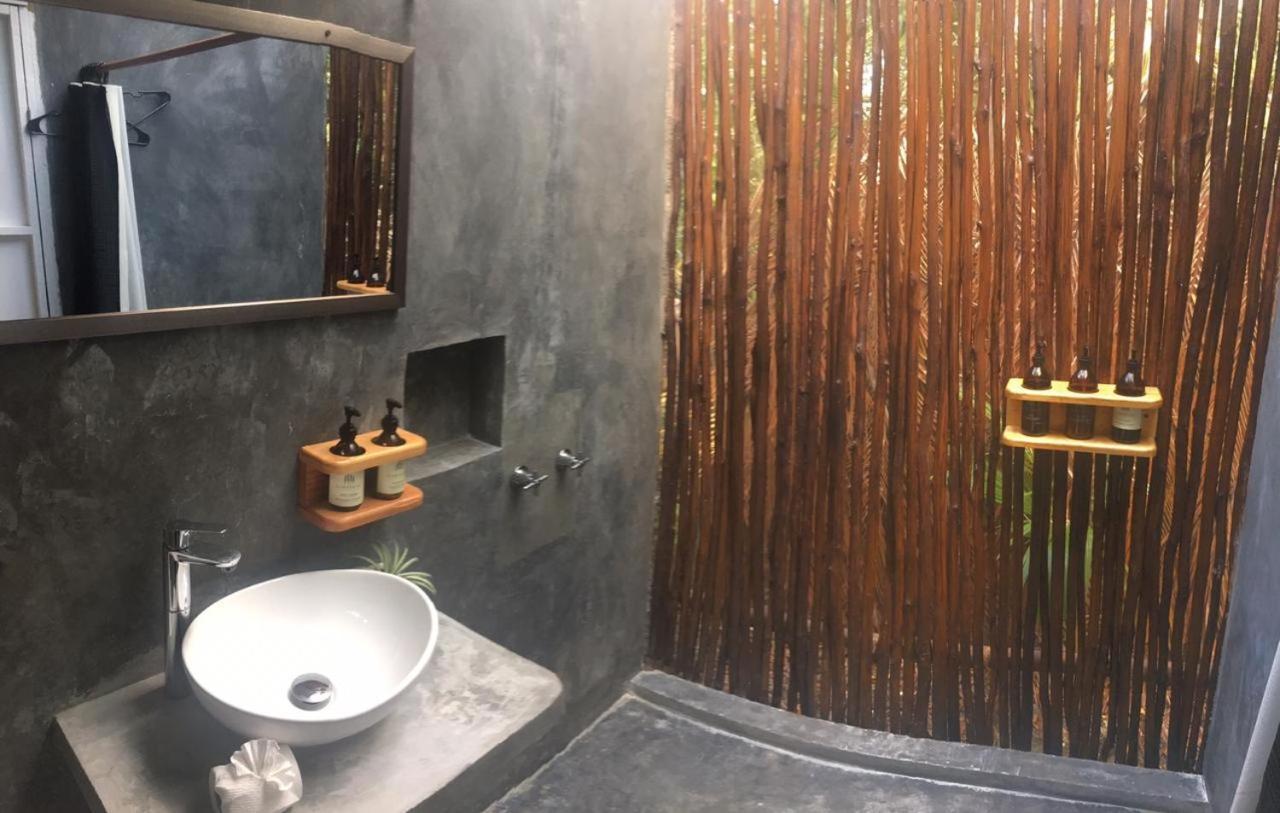 Готель Frequency Isla Holbox Екстер'єр фото